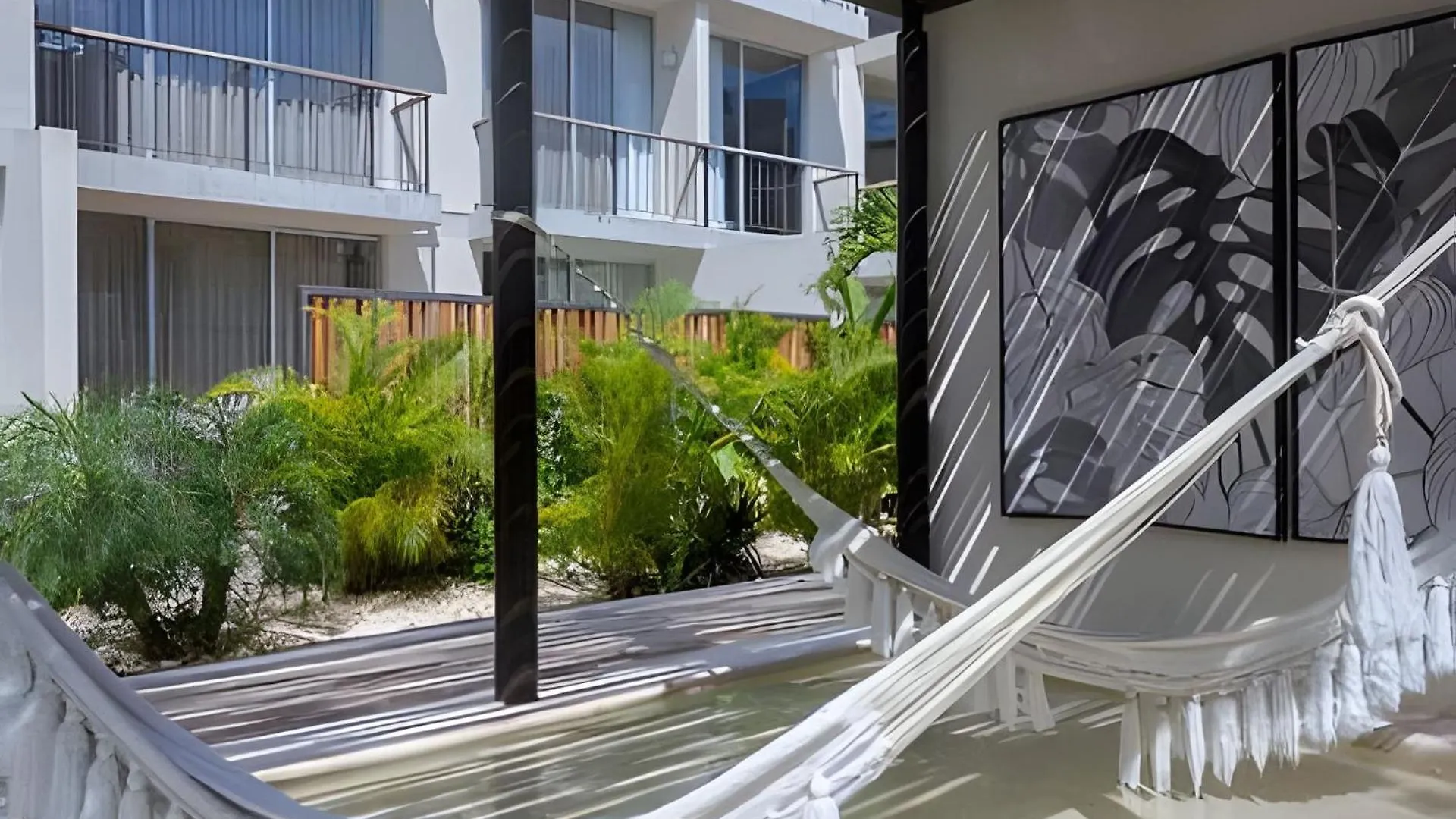 Piscina Privada Con Gran Comodidad. 툴룸