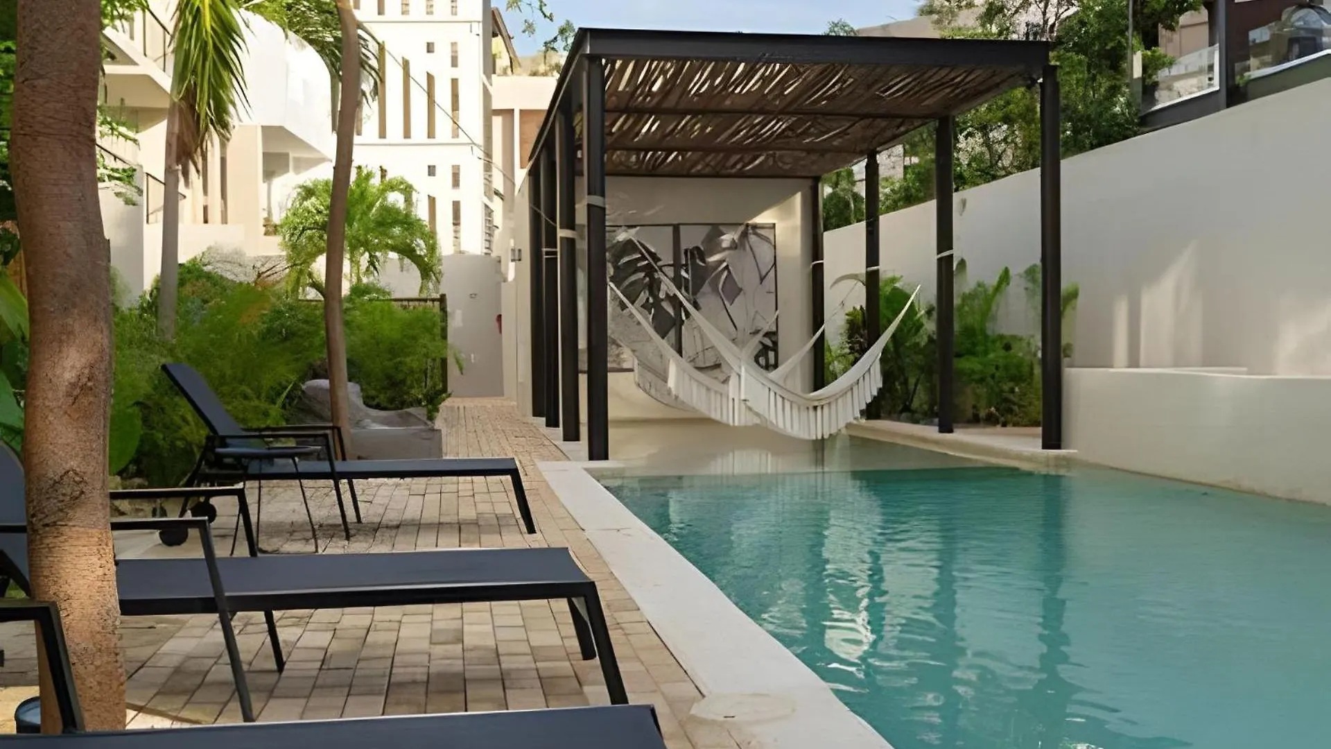 Piscina Privada Con Gran Comodidad. 툴룸